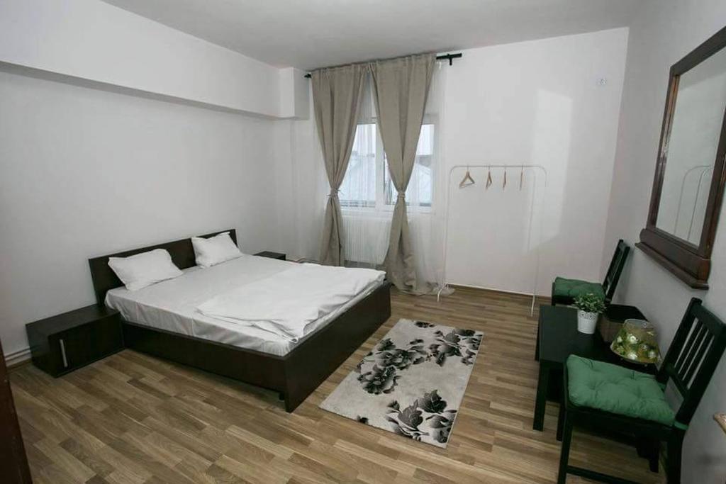 Vogue Hostel Boekarest Kamer foto